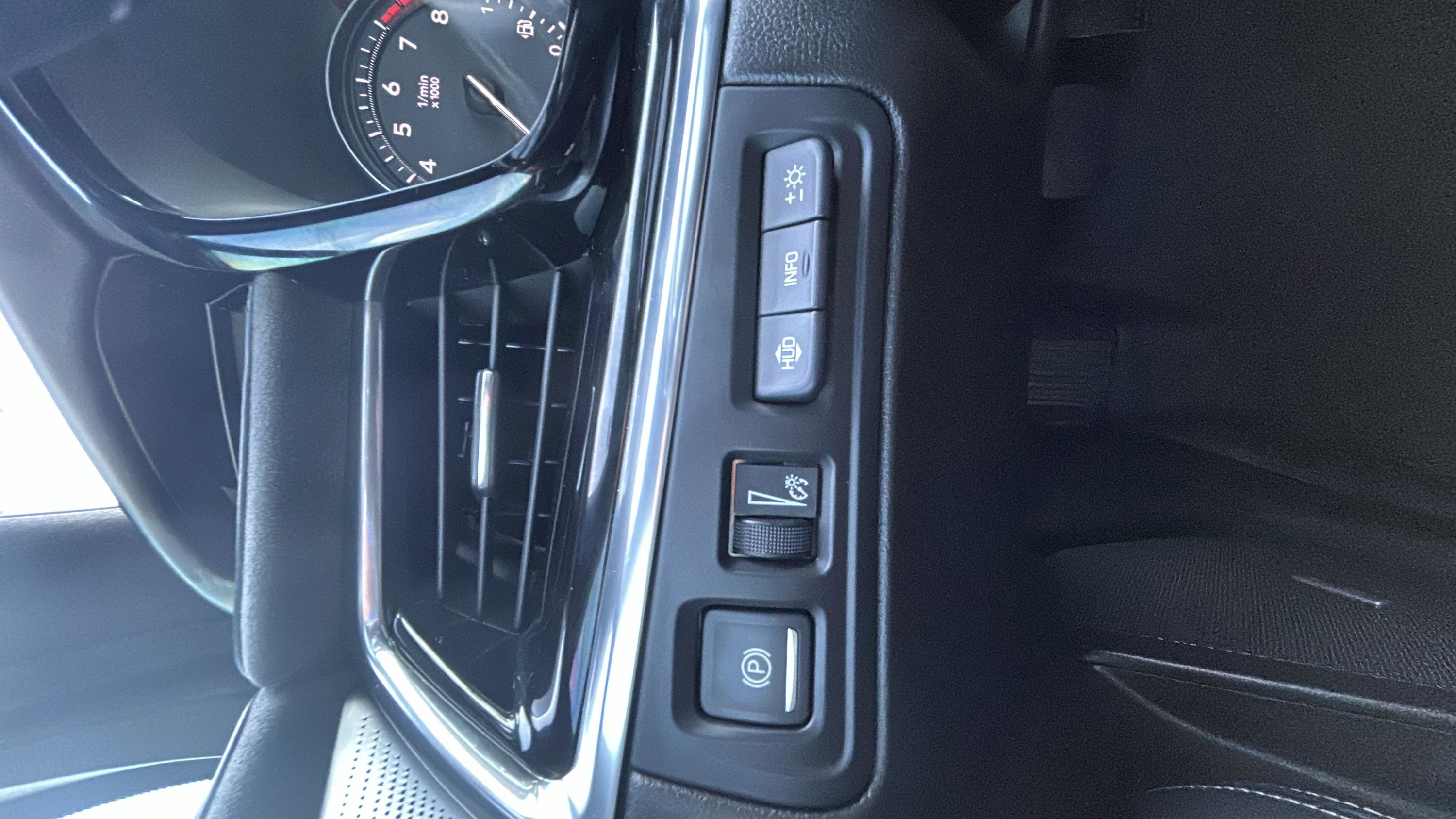 2020 Cadillac XT6 Premium Luxury photo 16