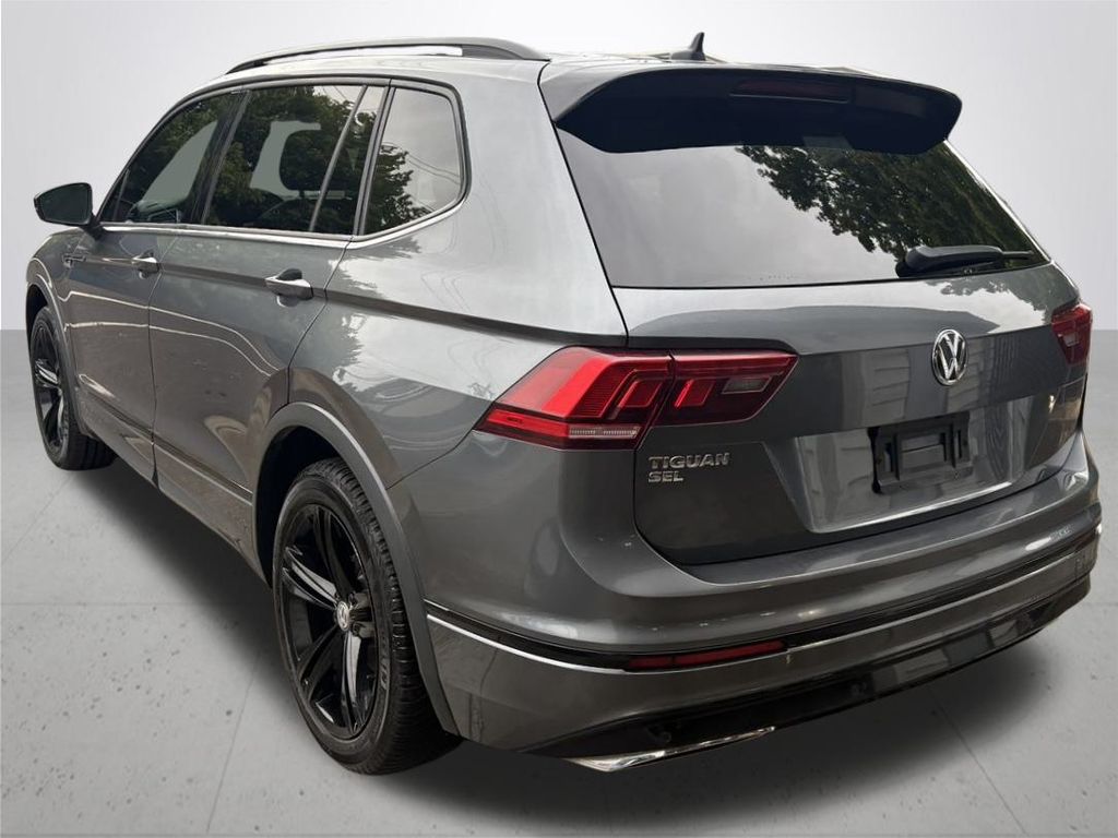 2019 Volkswagen Tiguan SEL R-Line photo 7