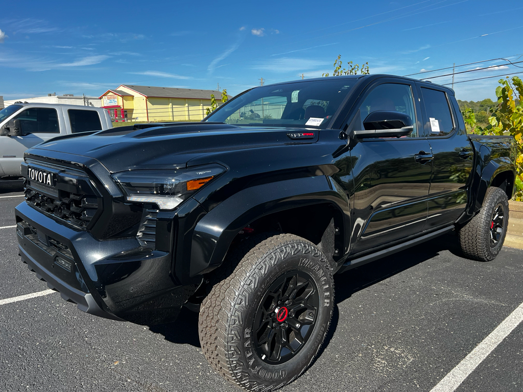 2025 Toyota Tacoma TRD Pro 4x4 Double Cab photo 4