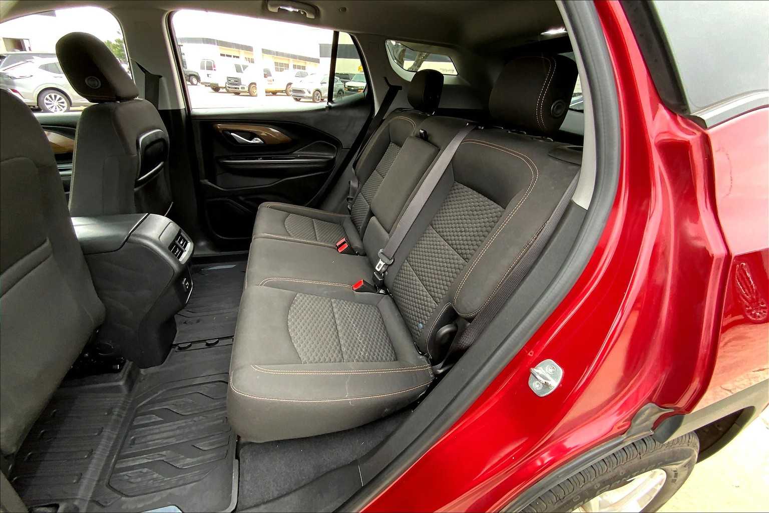 2020 Gmc Terrain SLE photo 17