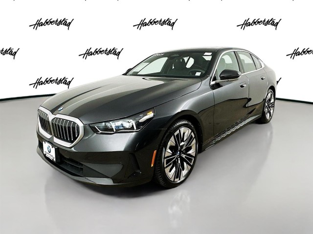 2025 BMW 5 Series 530i xDrive