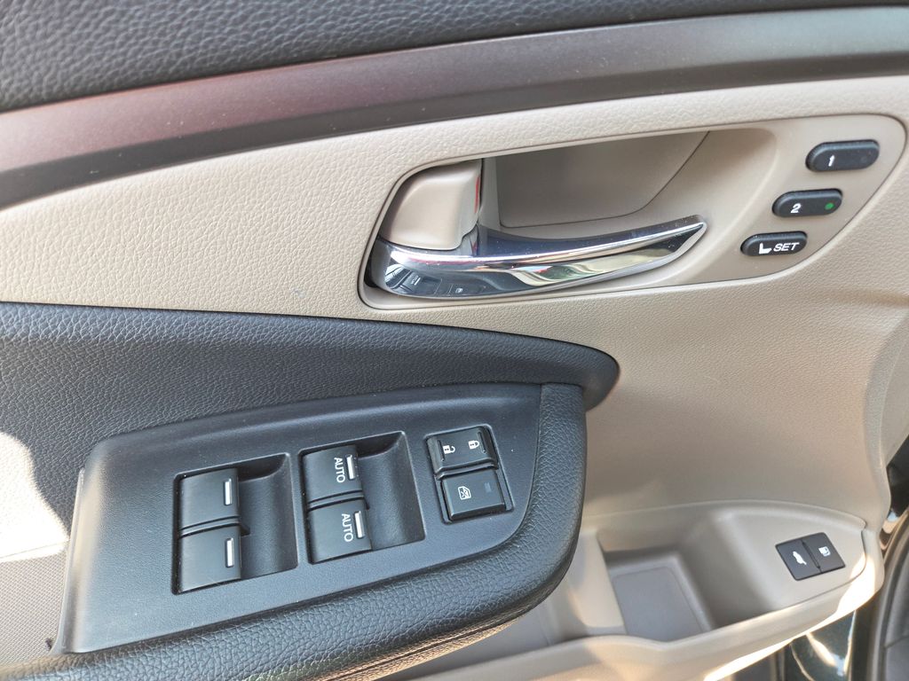 2019 Honda Pilot EX-L photo 24