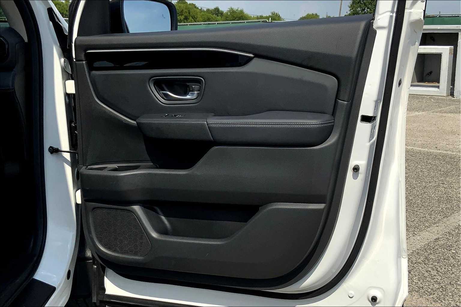 2025 Honda Pilot EX-L photo 21