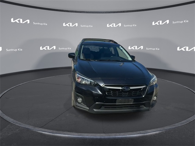2019 Subaru Crosstrek 2.0i Premium photo 3