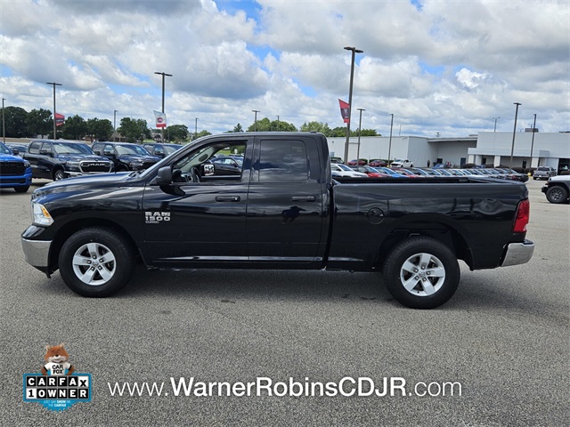 2024 Ram 1500 Classic SLT photo 4