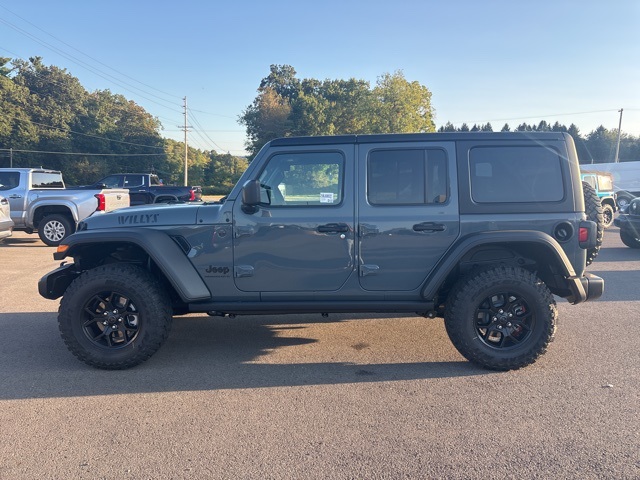 2025 Jeep Wrangler Willys photo 7