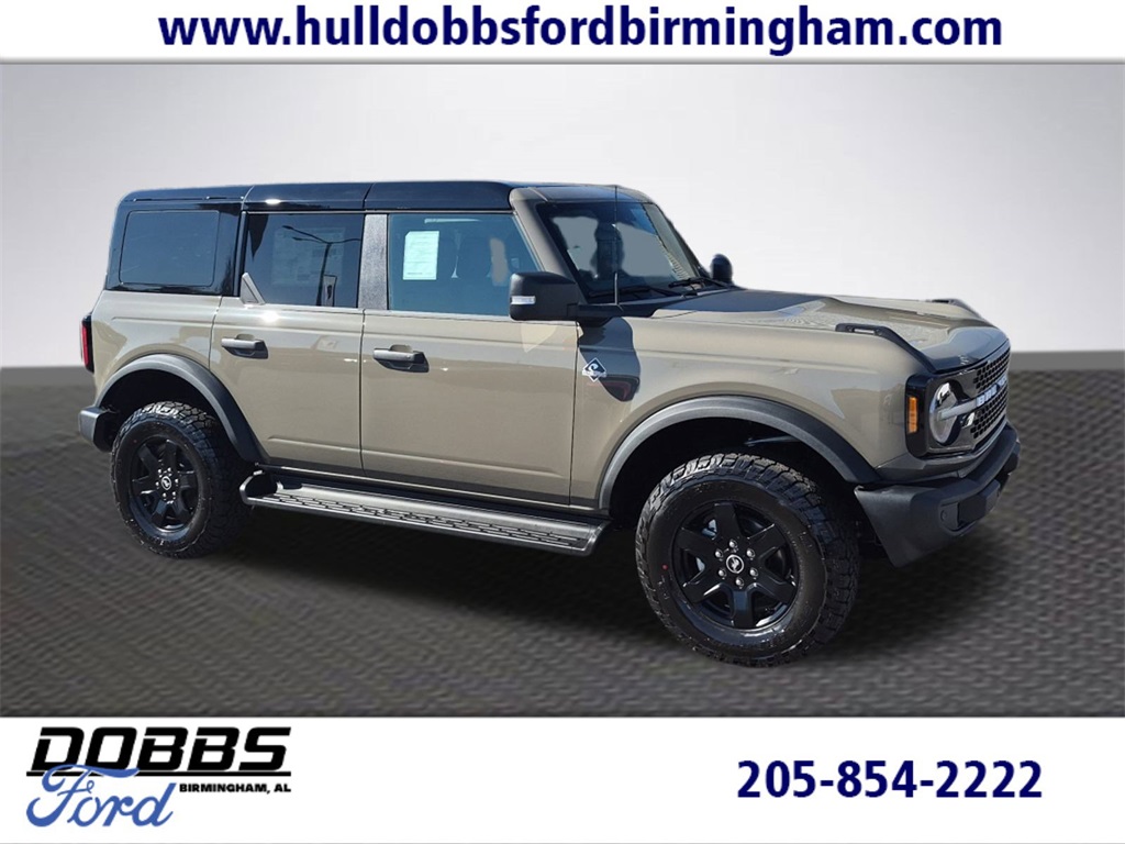 2025 Ford Bronco 4-Door Outer Banks's photo