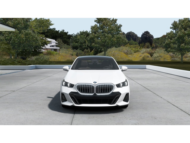 2026 Bmw 550e xDrive photo 3