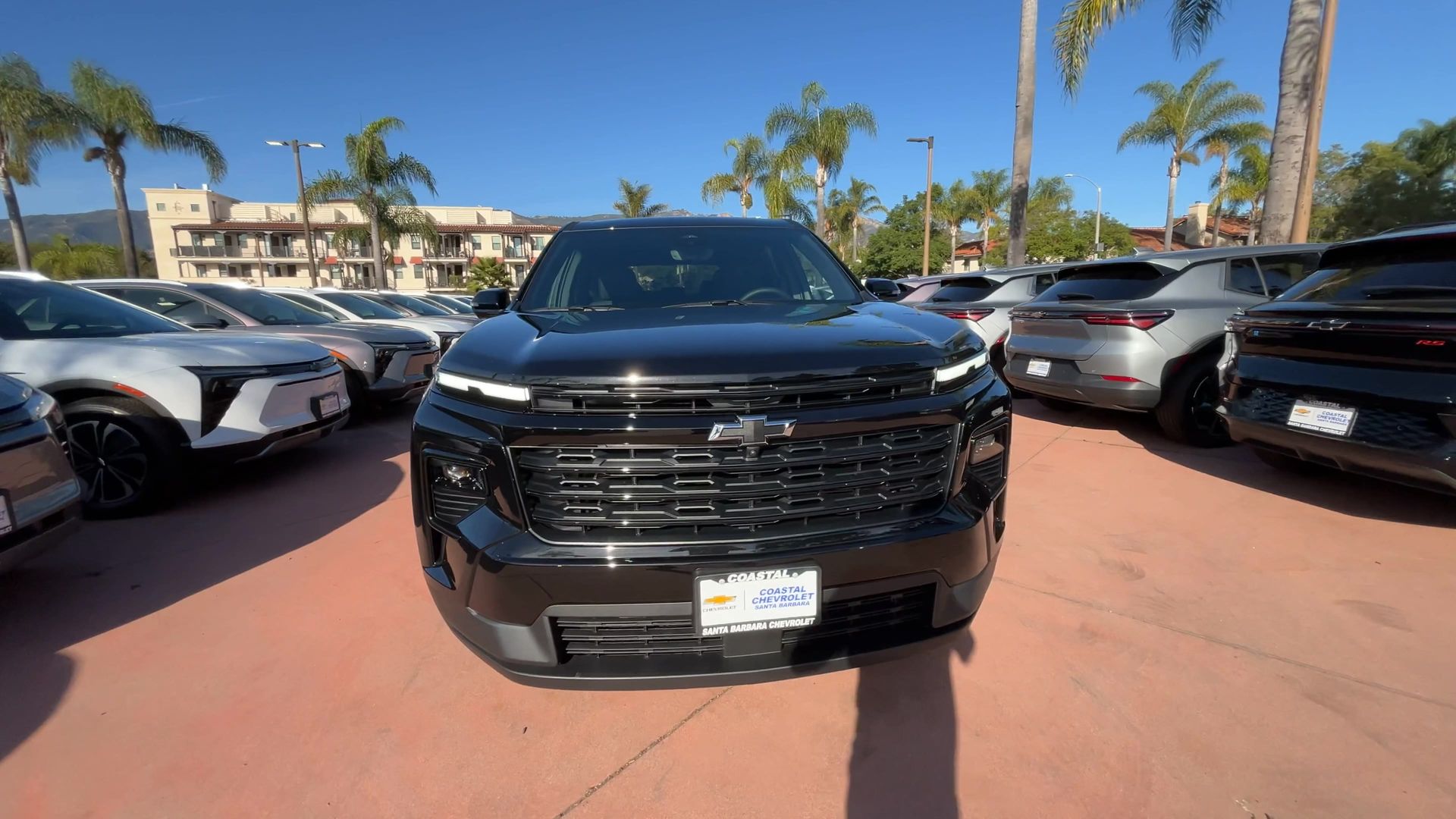 2026 Chevrolet Traverse photo 2