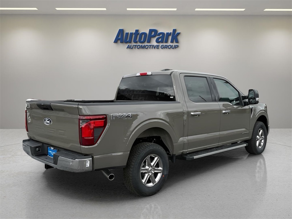 2025 Ford F-150 XLT photo 7
