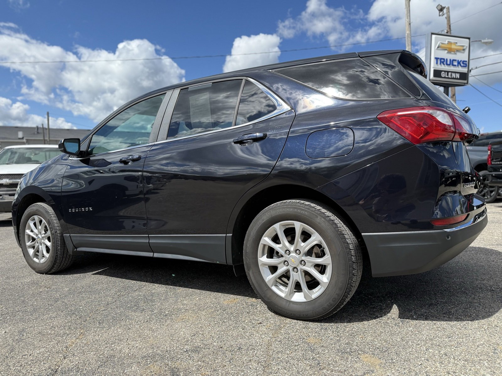 2021 Chevrolet Equinox LT photo 4