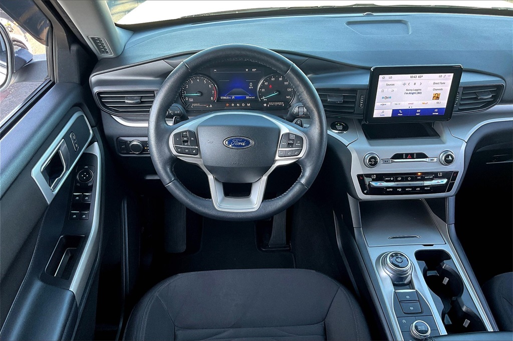 2020 Ford Explorer XLT photo 3