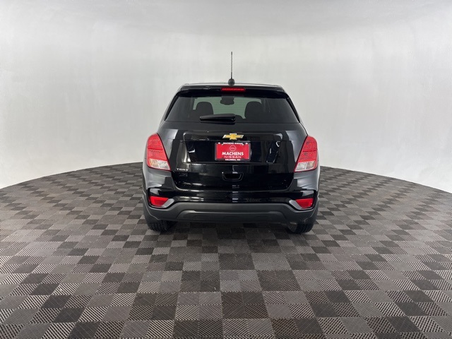 2019 Chevrolet Trax LS photo 4