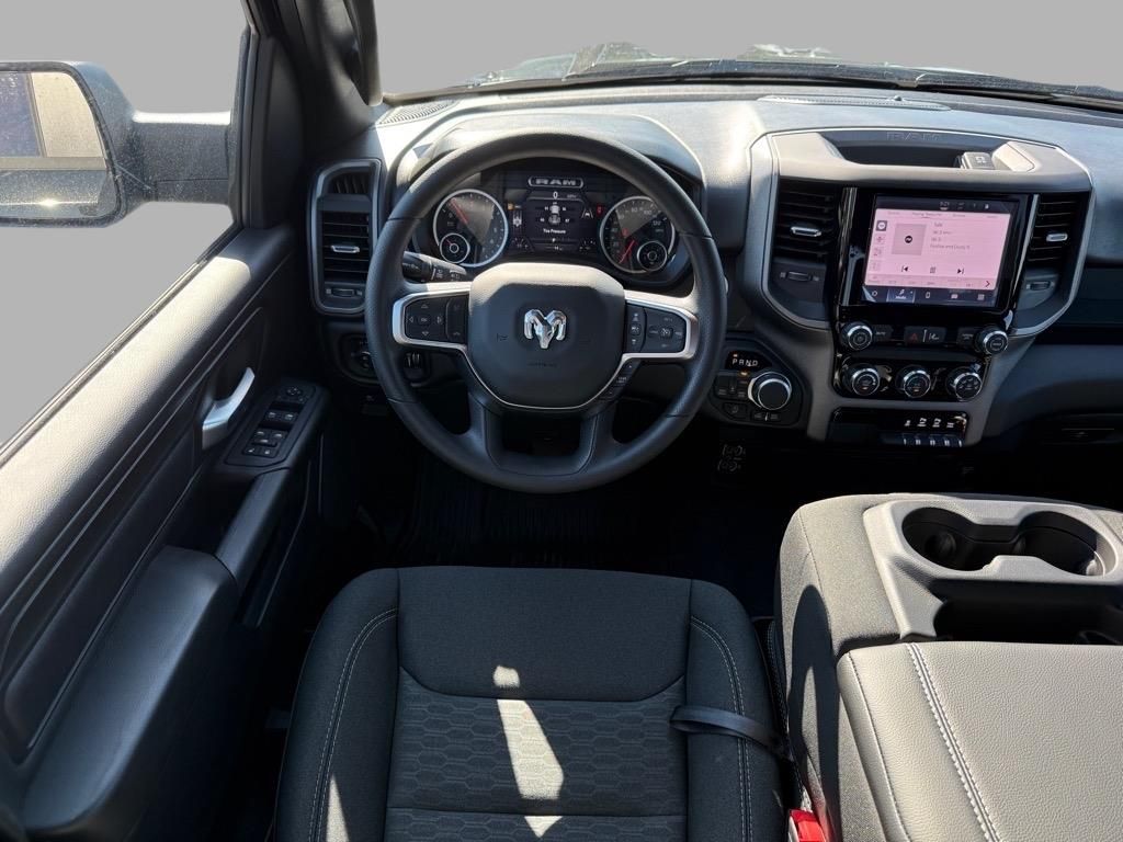 2025 Ram 1500 Warlock photo 4