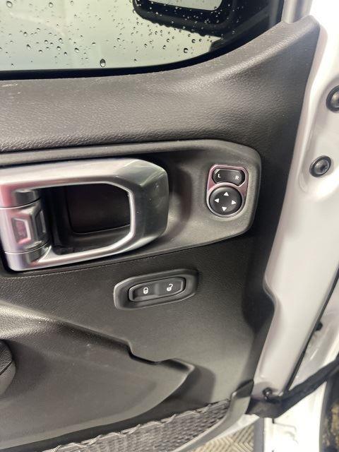 2024 Jeep Wrangler 4xe Willys photo 17