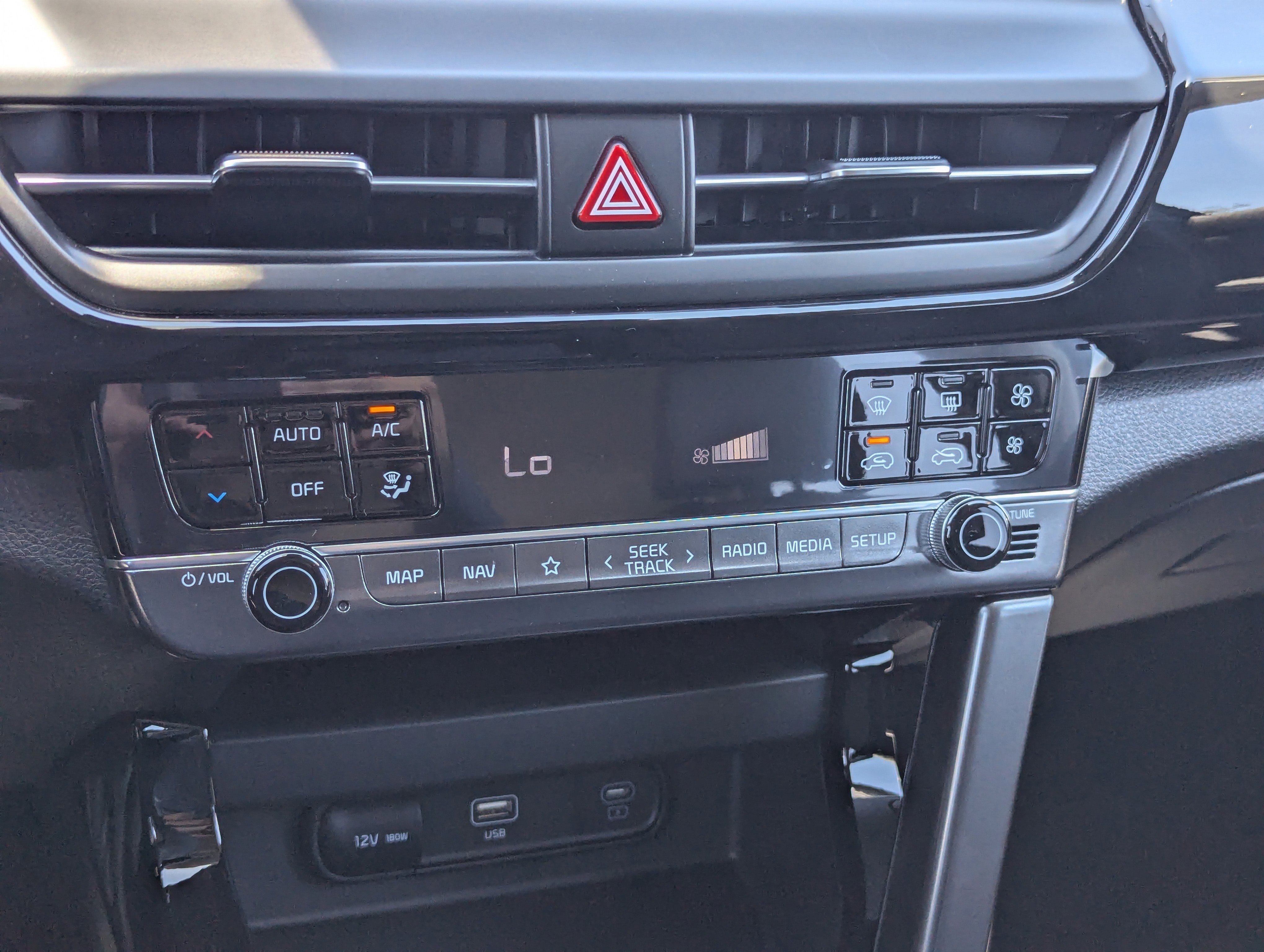 2026 Kia Seltos S photo 4