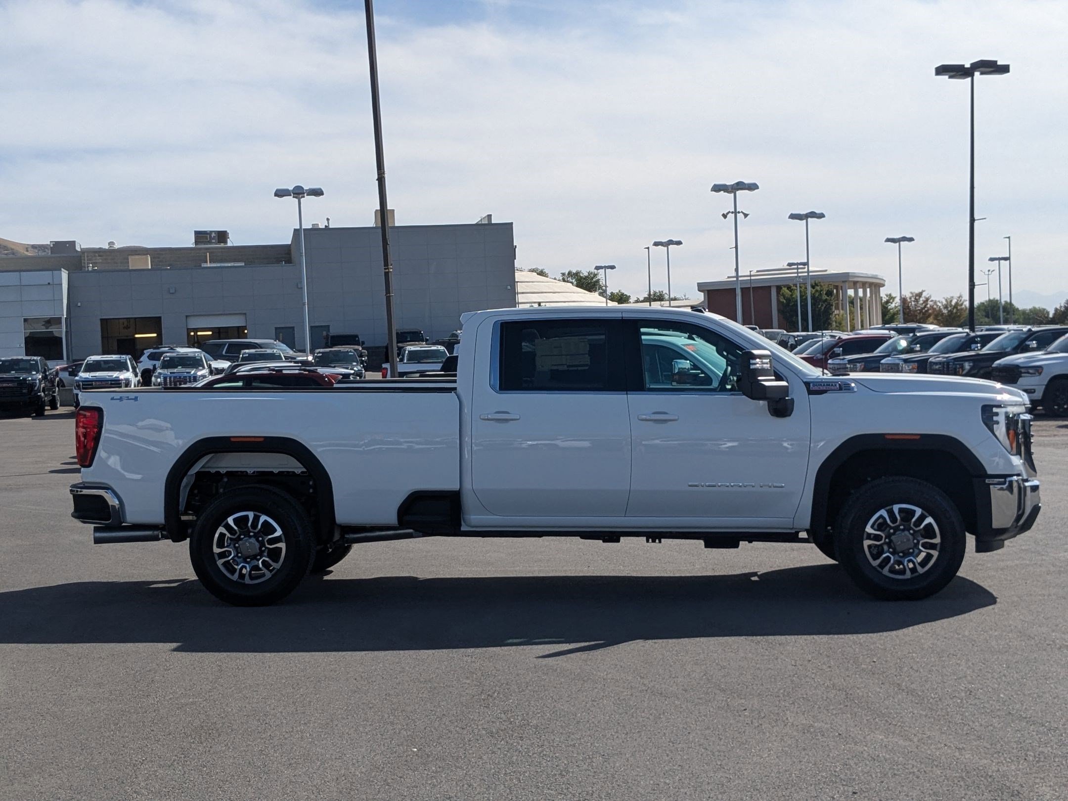 2025 Gmc Sierra 3500 HD SLE photo 5