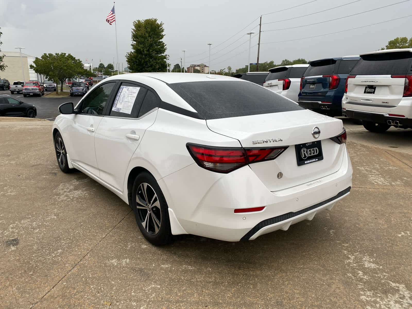 2023 Nissan Sentra SV photo 8