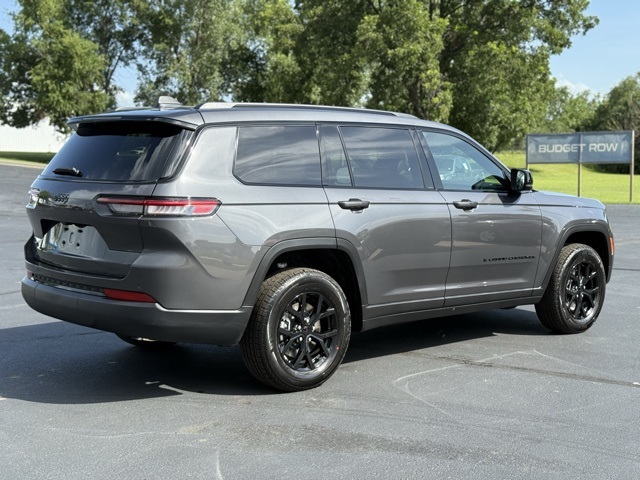 2025 Jeep Grand Cherokee Altitude X photo 4