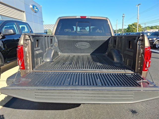 2015 Ford F-150 Lariat photo 29