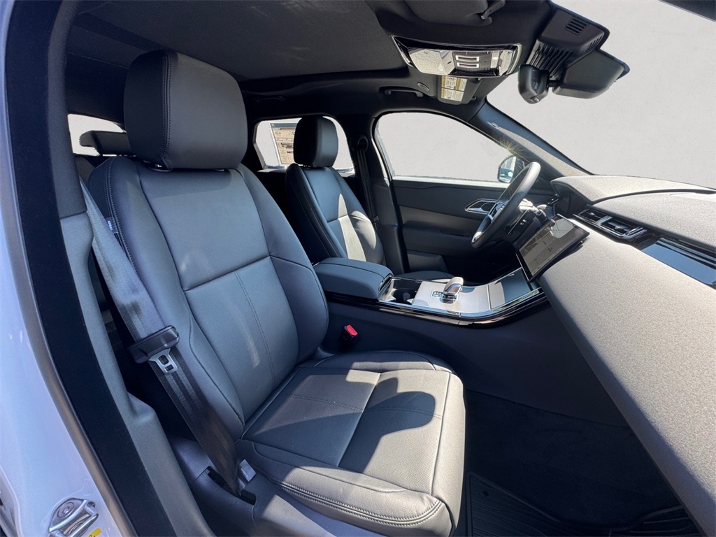 2026 Land Rover Range Rover Velar S photo 15
