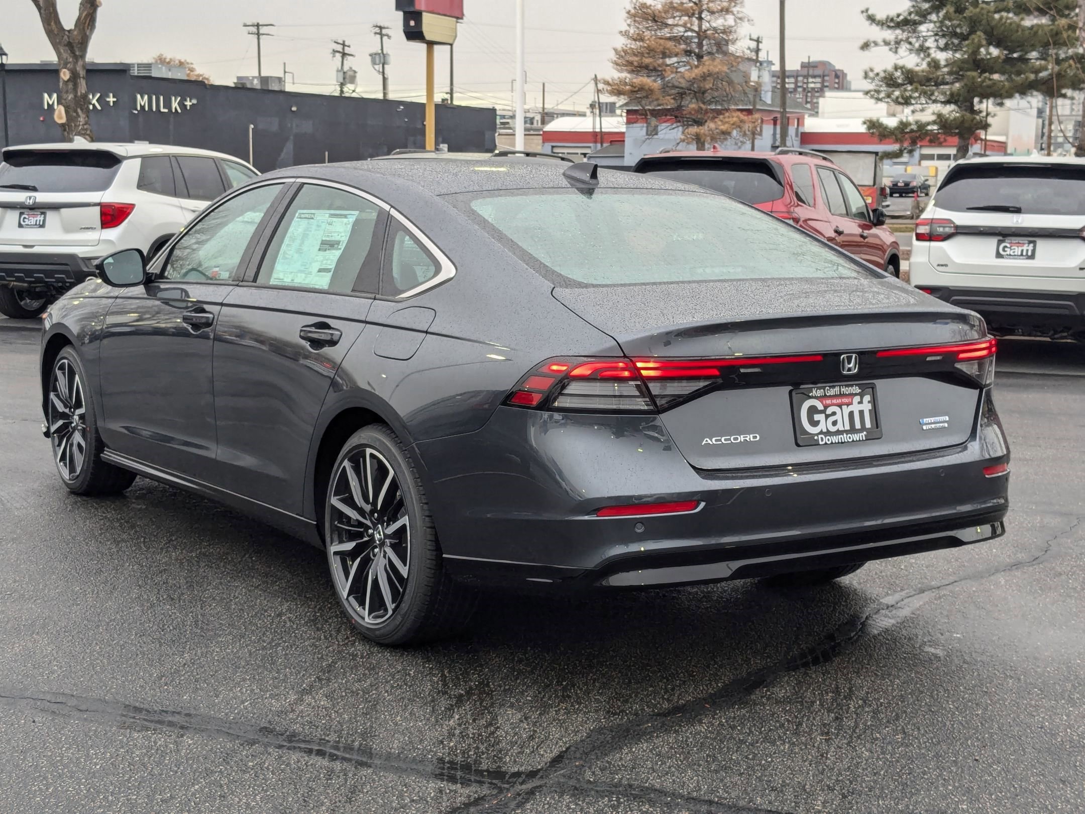 2025 Honda Accord Hybrid Touring photo 5
