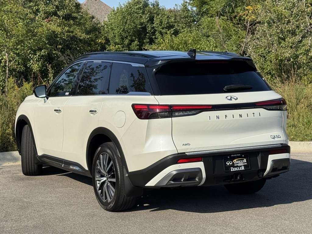 2023 Infiniti QX60 Autograph photo 2
