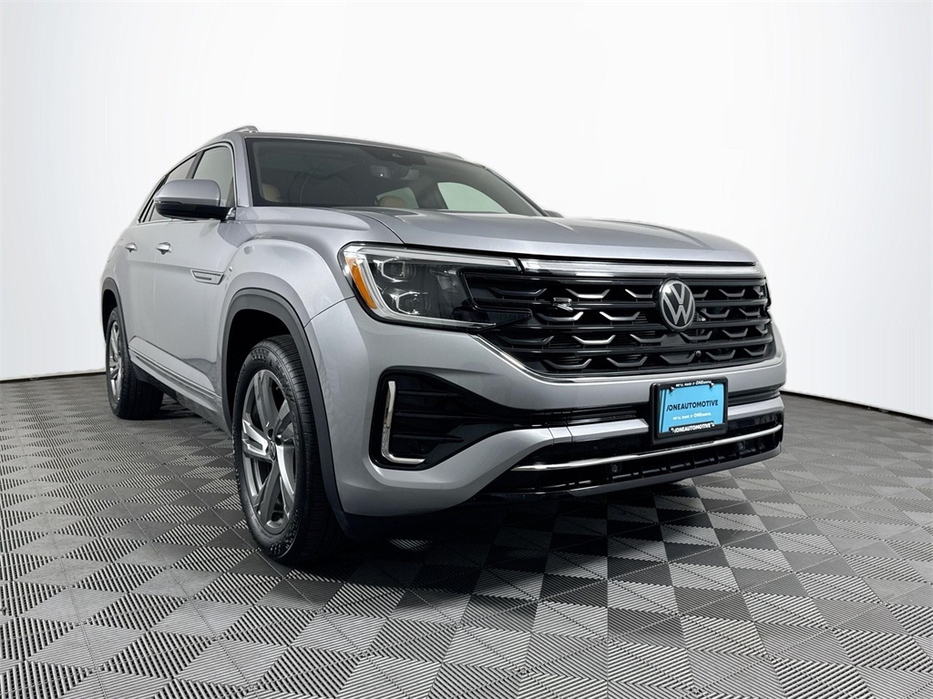 2024 Volkswagen Atlas Cross Sport SEL R-Line photo 4