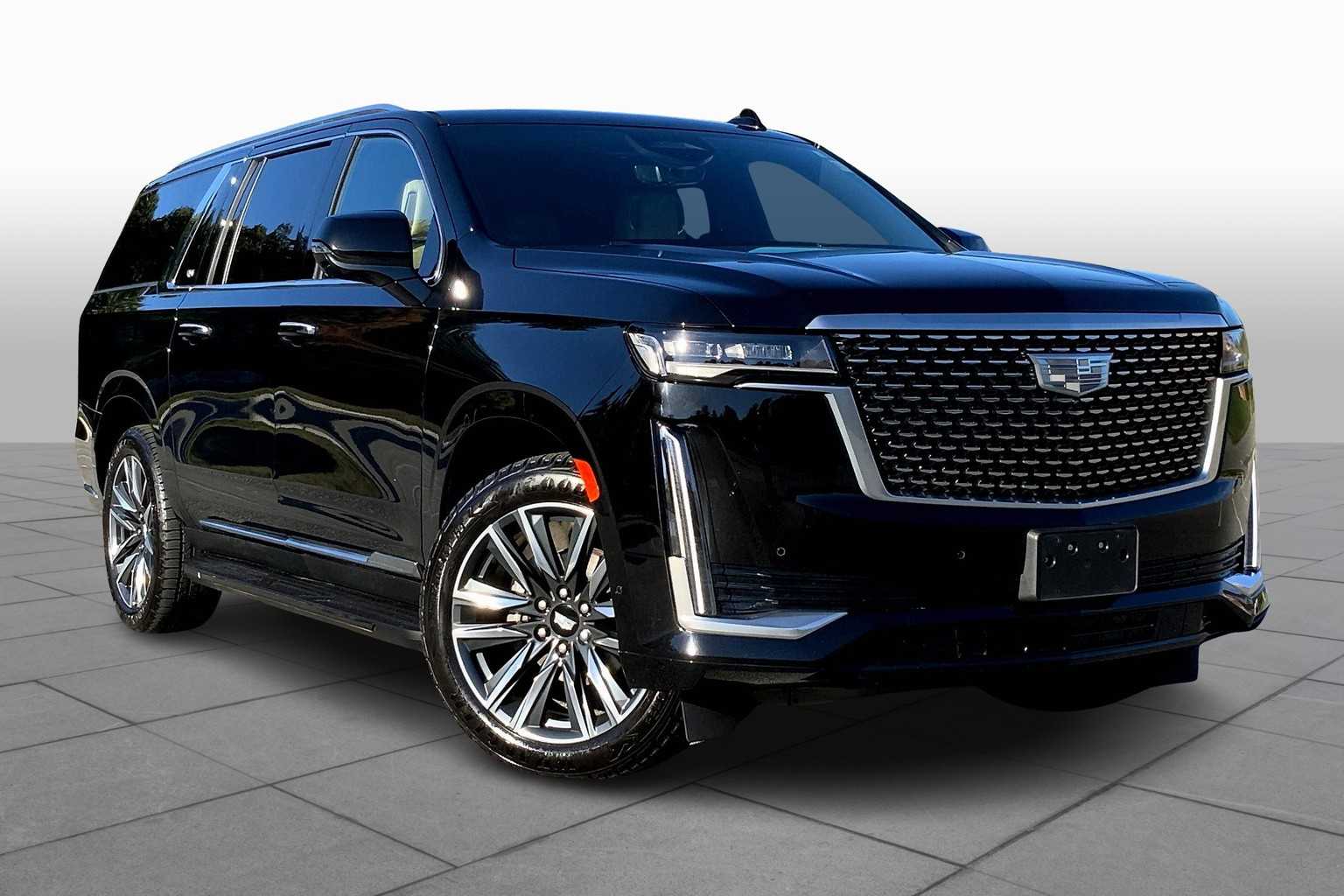 2023 Cadillac Escalade ESV Premium Luxury photo 2