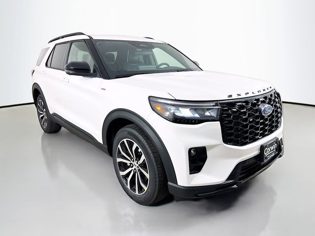 2026 Ford Explorer ST-LINE's photo