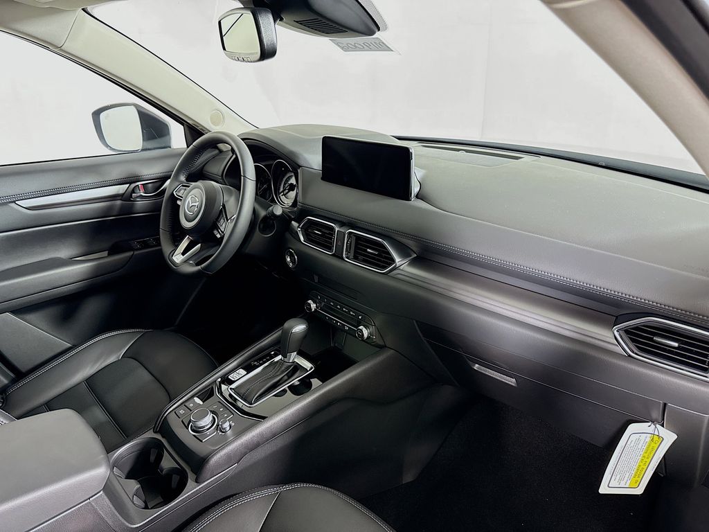 2025 Mazda CX-5 2.5 S Preferred photo 25