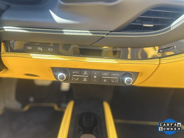 2023 Ferrari F8 Spider Base photo 18