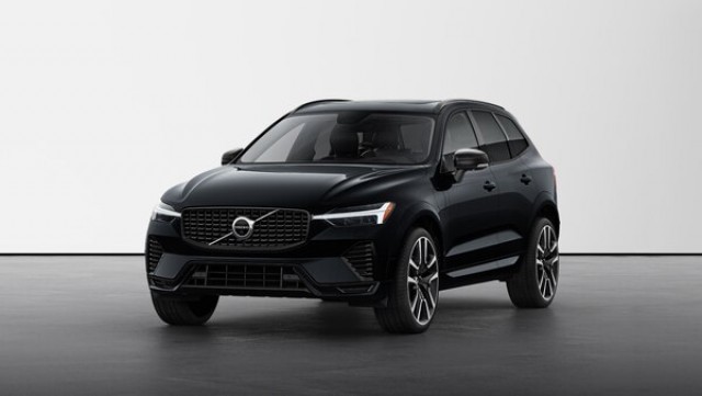 2025 Volvo XC60 Plug-In Hybrid T8 AWD Ultra Dark Theme
