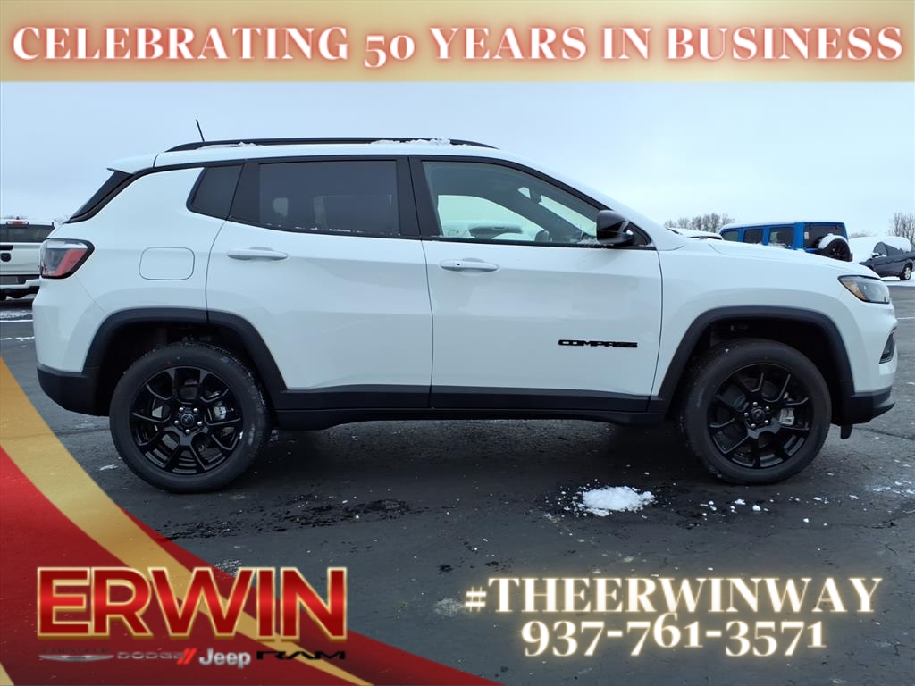 2026 Jeep Compass Latitude Altitude photo 4