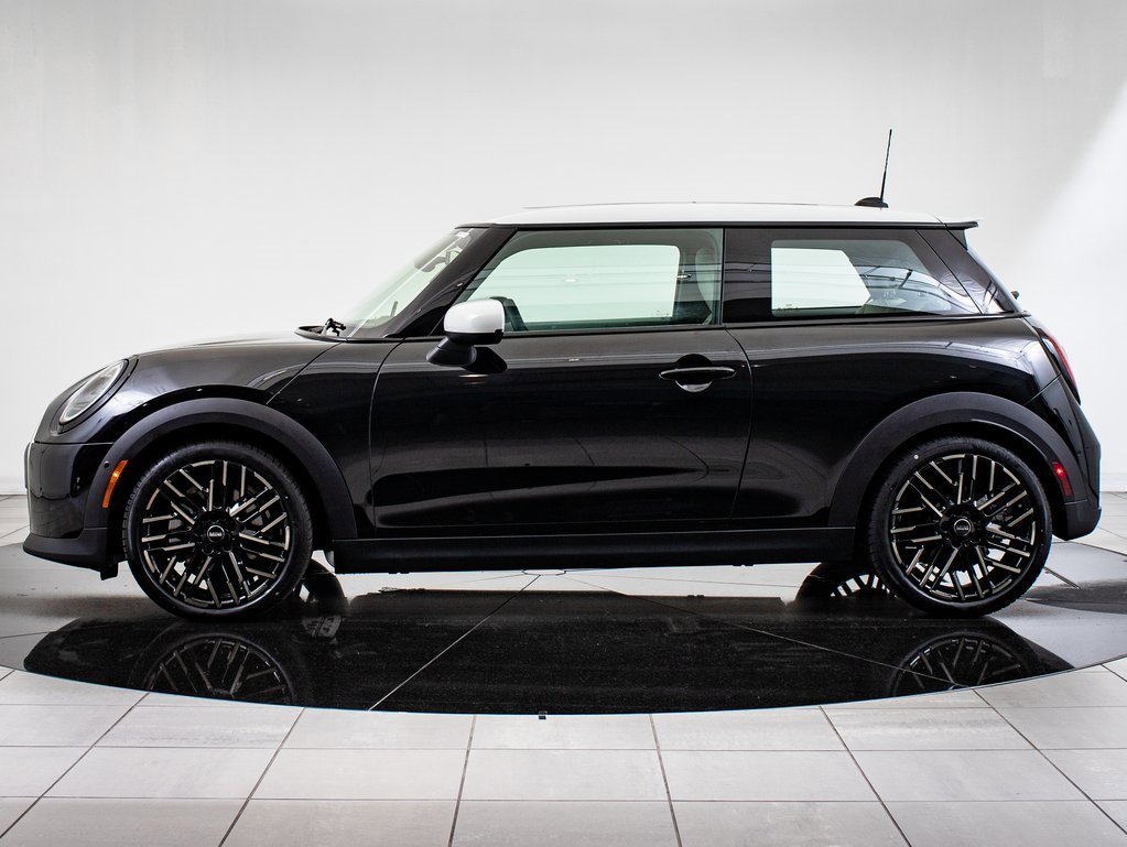 2025 Mini Cooper Hardtop S photo 5