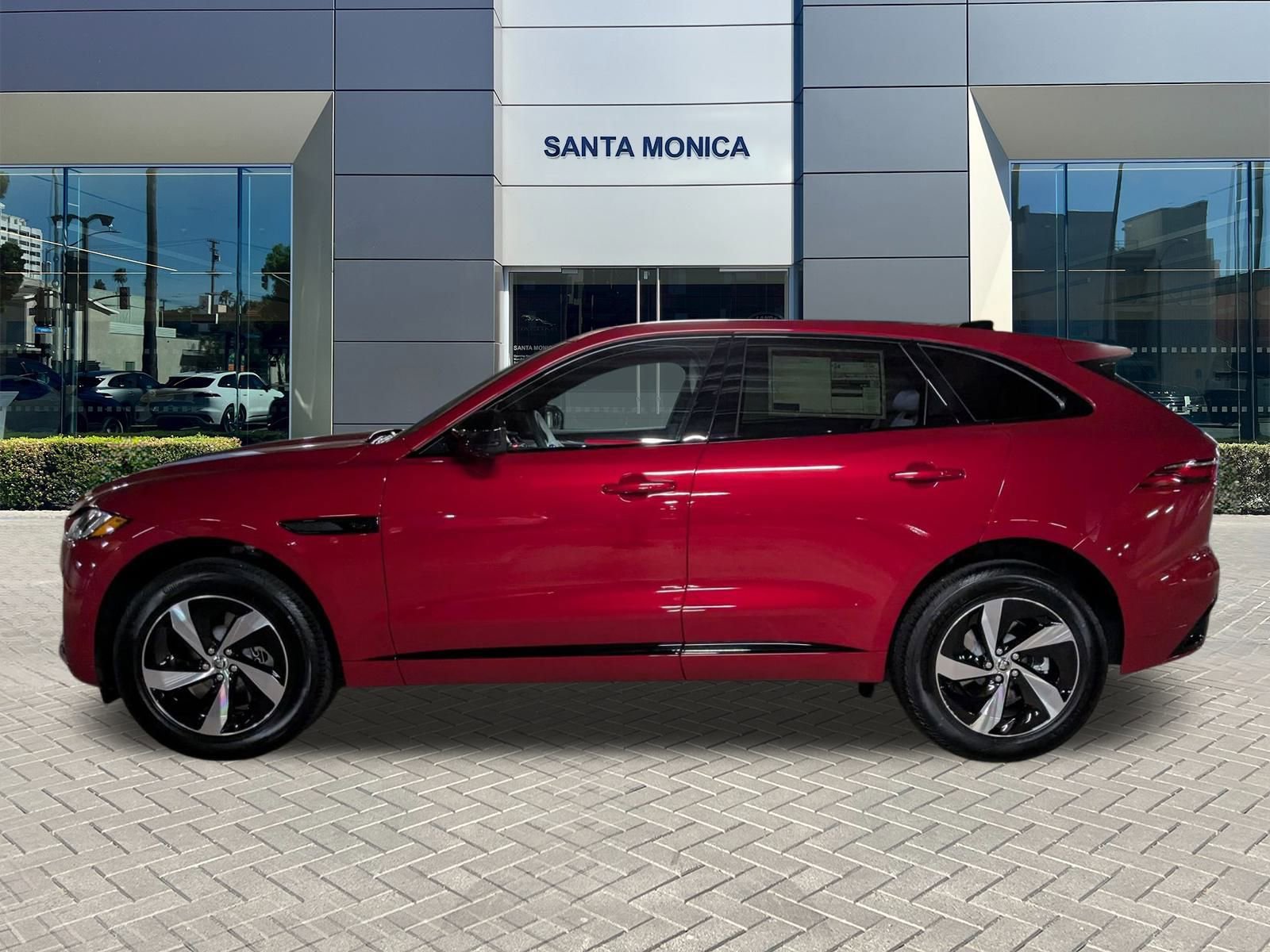 2026 Jaguar F-PACE P250 R-Dynamic S photo 4