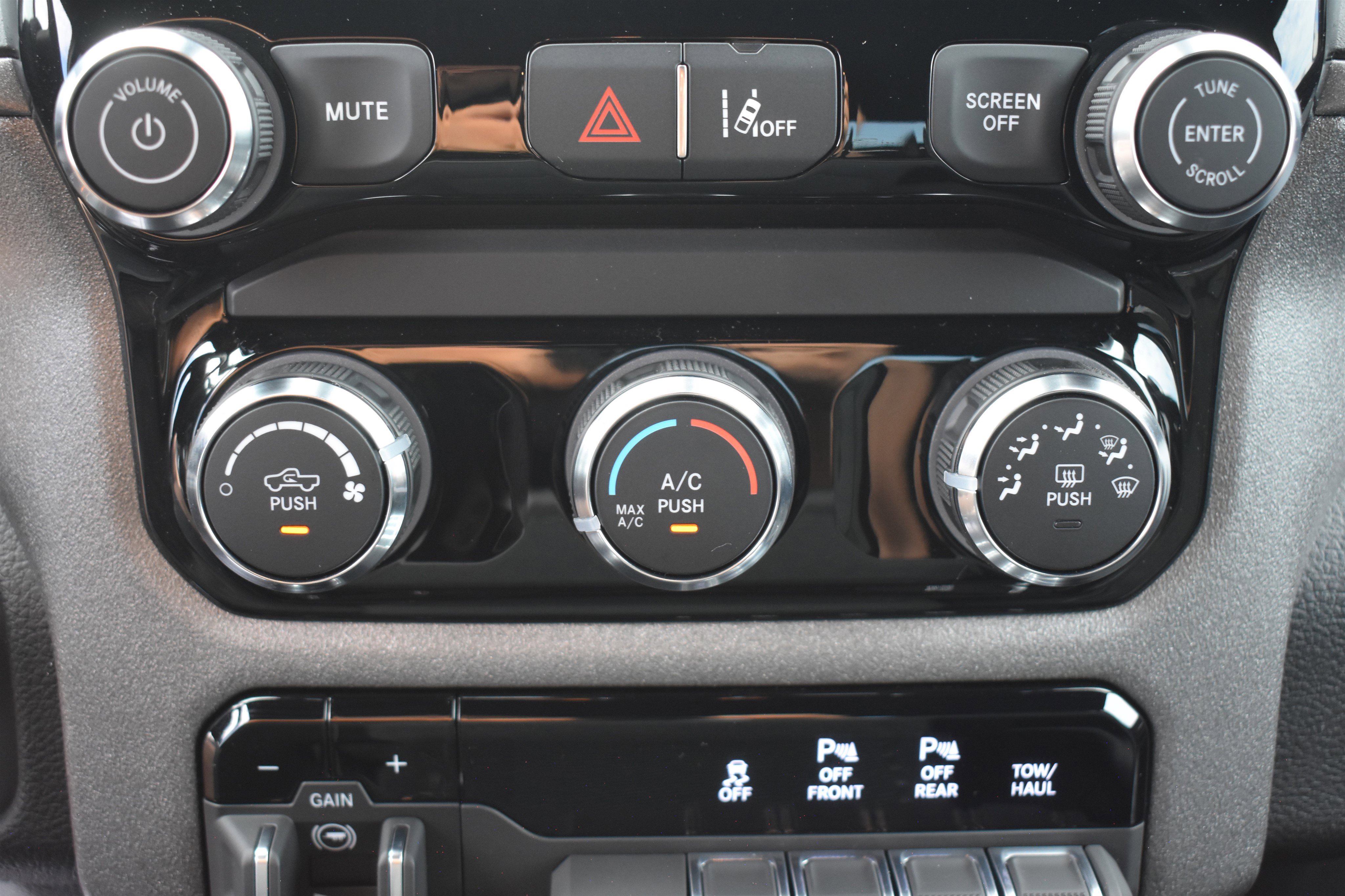 2026 Ram 1500 Tradesman photo 15