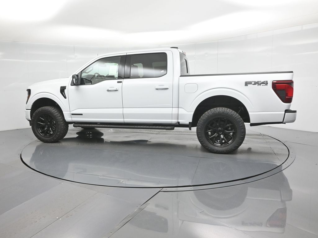 2025 Ford F-150 XLT photo 4