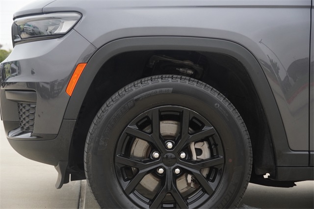 2024 Jeep Grand Cherokee Altitude photo 4