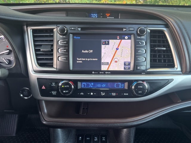 2018 Toyota Highlander XLE photo 28
