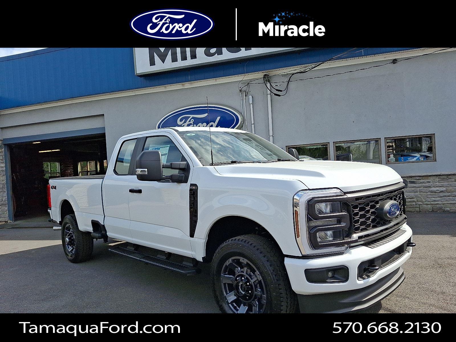 2026 Ford F-350 Super Duty XL's photo