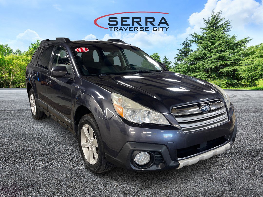 2013 Subaru Outback 2.5i Limited photo 2