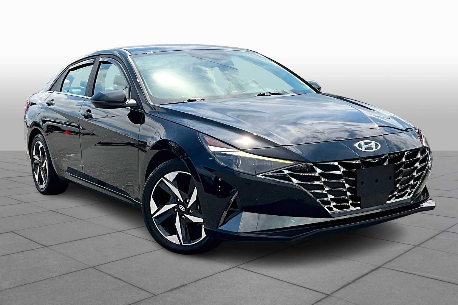 2023 Hyundai Elantra Hybrid Limited photo 2