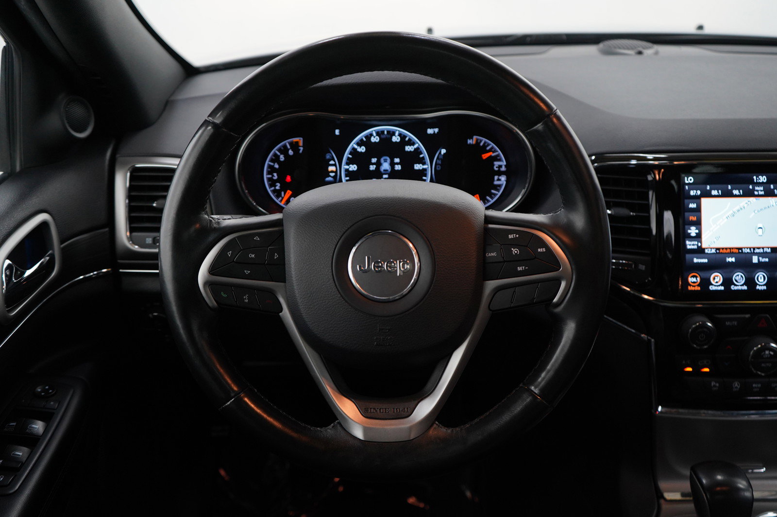 2020 Jeep Grand Cherokee Limited photo 13