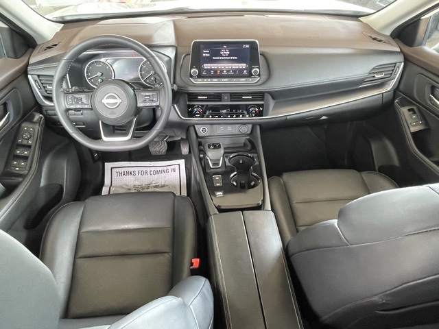 2023 Nissan Rogue SV photo 17