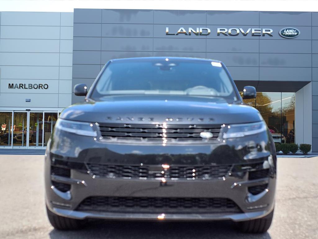 2025 Land Rover Range Rover Sport SE photo 8