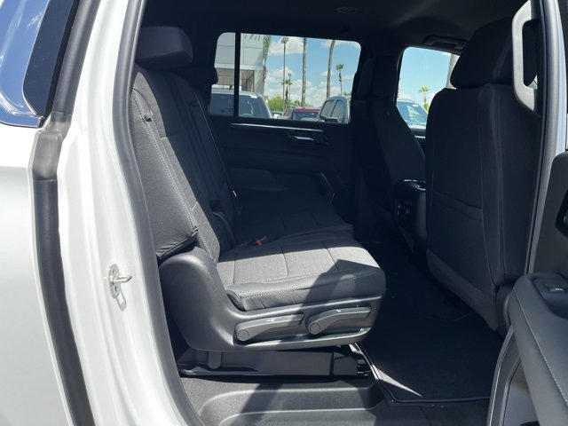 2025 Chevrolet Suburban LS photo 17