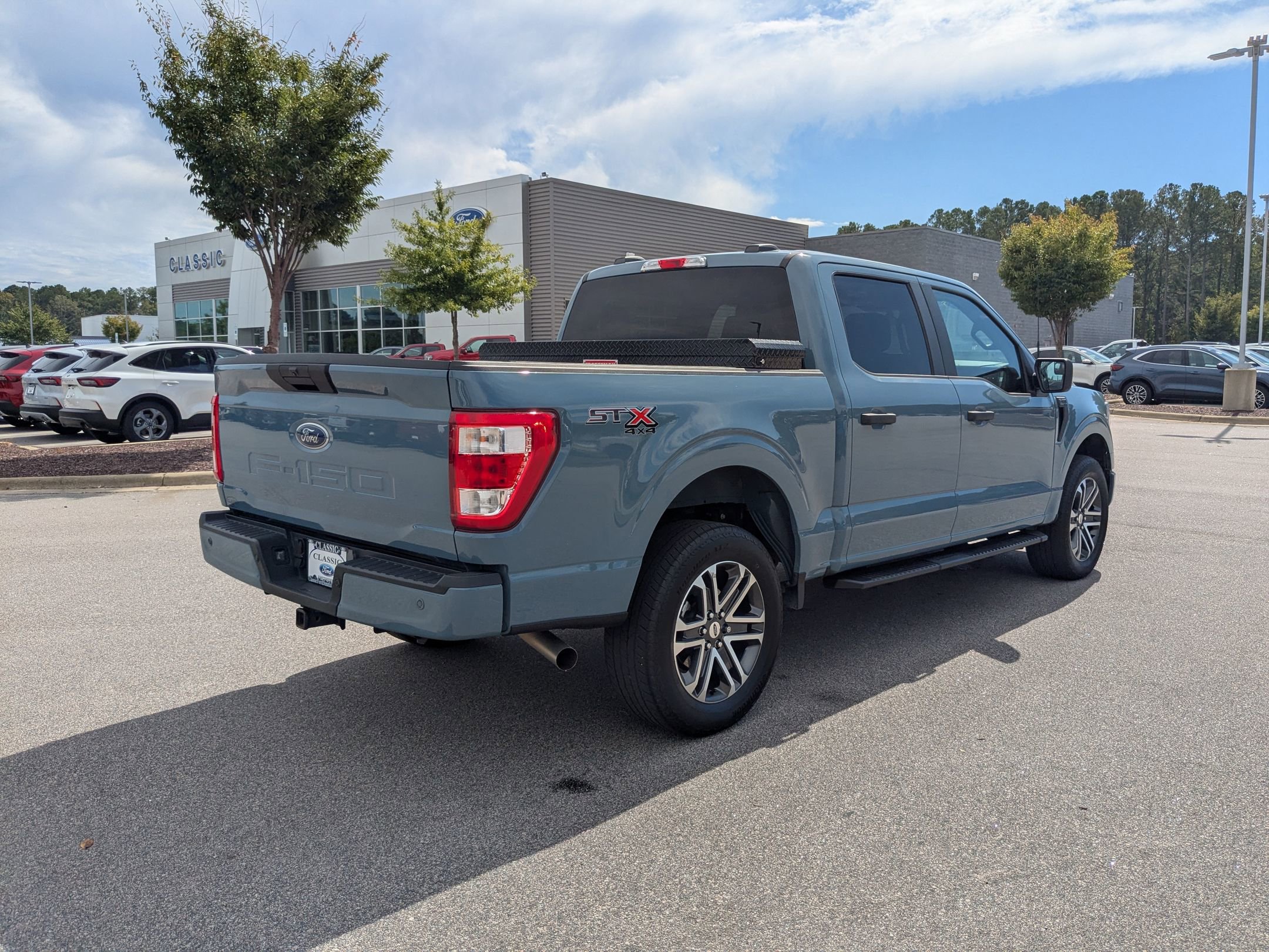 2023 Ford F-150 XL photo 8