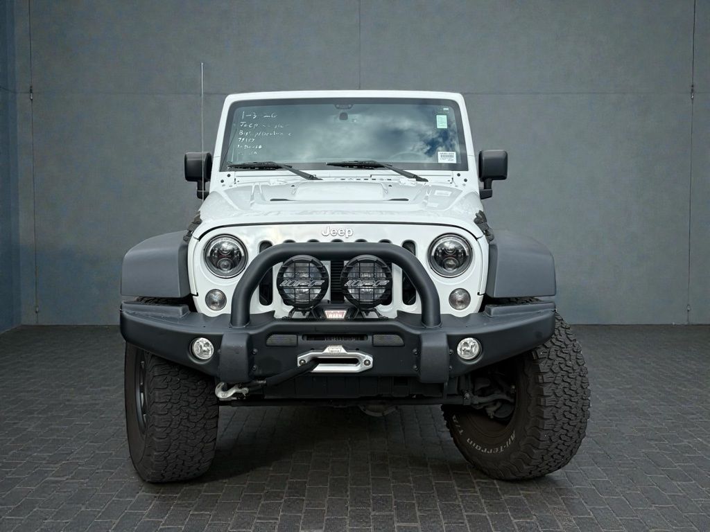 2016 Jeep Wrangler Unlimited Rubicon's photo