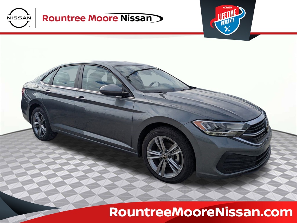 2024 Volkswagen Jetta SE's photo